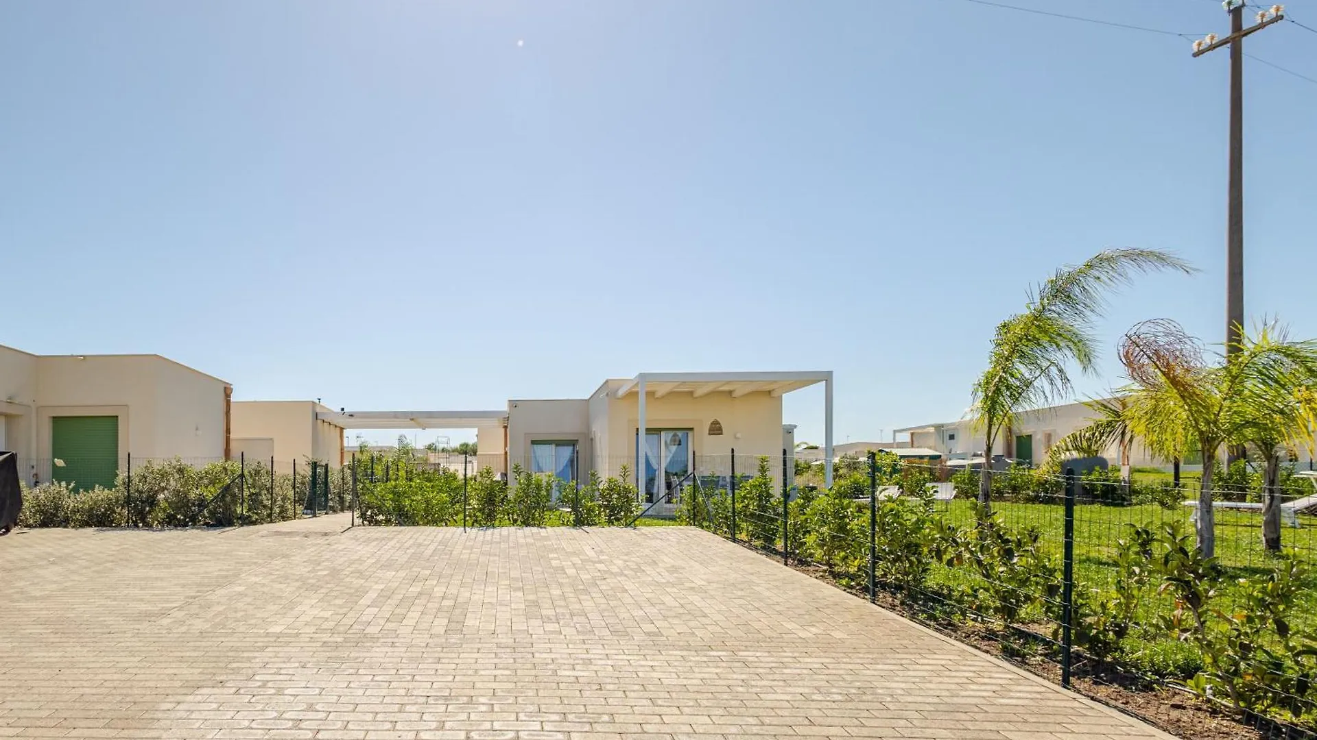 La Perla Di Brucoli Villa 0*,